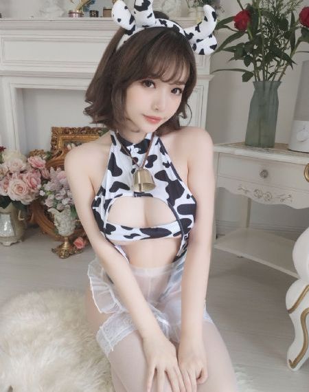 草莓影视污_BD韩语免费播放
